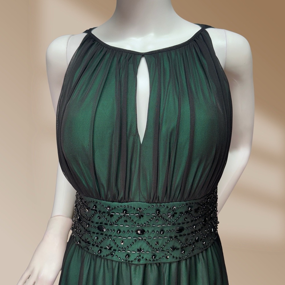 La Nouvelle Renaissance Formal Black Over Green Waist Embellished Sz 6 Dress - Picture 3 of 5